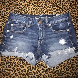 American Eagle blue jean shorts 💜
